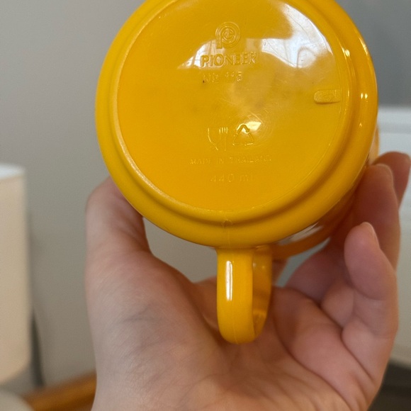 Yellow Plastic Pioneer #115 Yellow Melamine Drinkware Mug Vintage Thailand Made - Picture 10 of 12